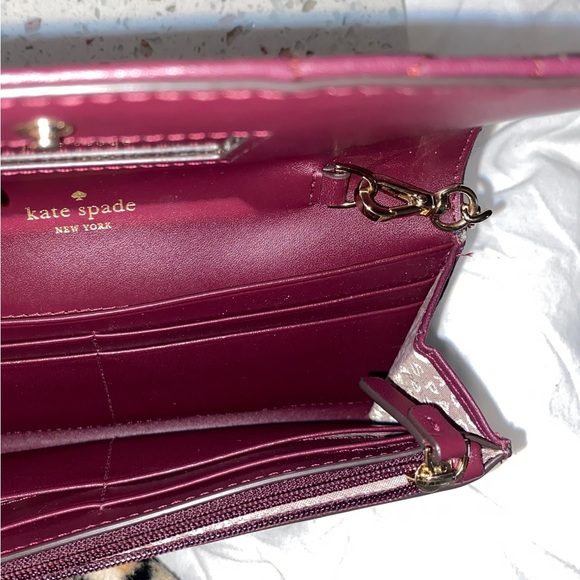 New Kate Spade Mulberry Purple Wallet w. Gold Chain ♠️ - Picture 3 of 3